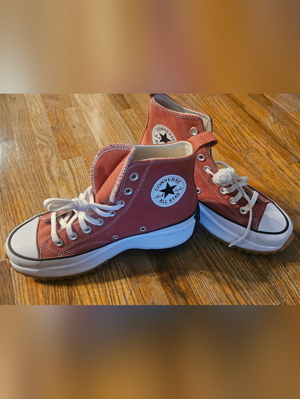 Converse Run Star Hike Platform Sneaker SIZE 8